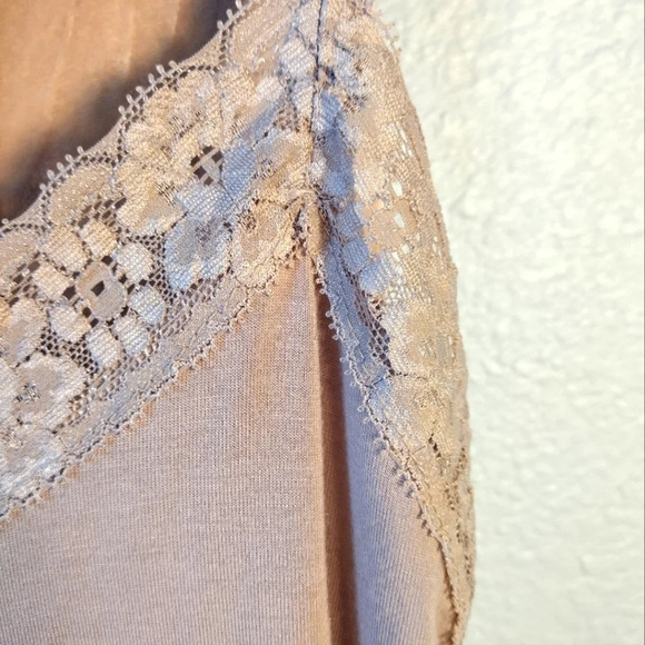 Polly and Esther Light Brown Tan Lace Trim Cami Strap Camisole Top. Size… - Picture 9 of 9